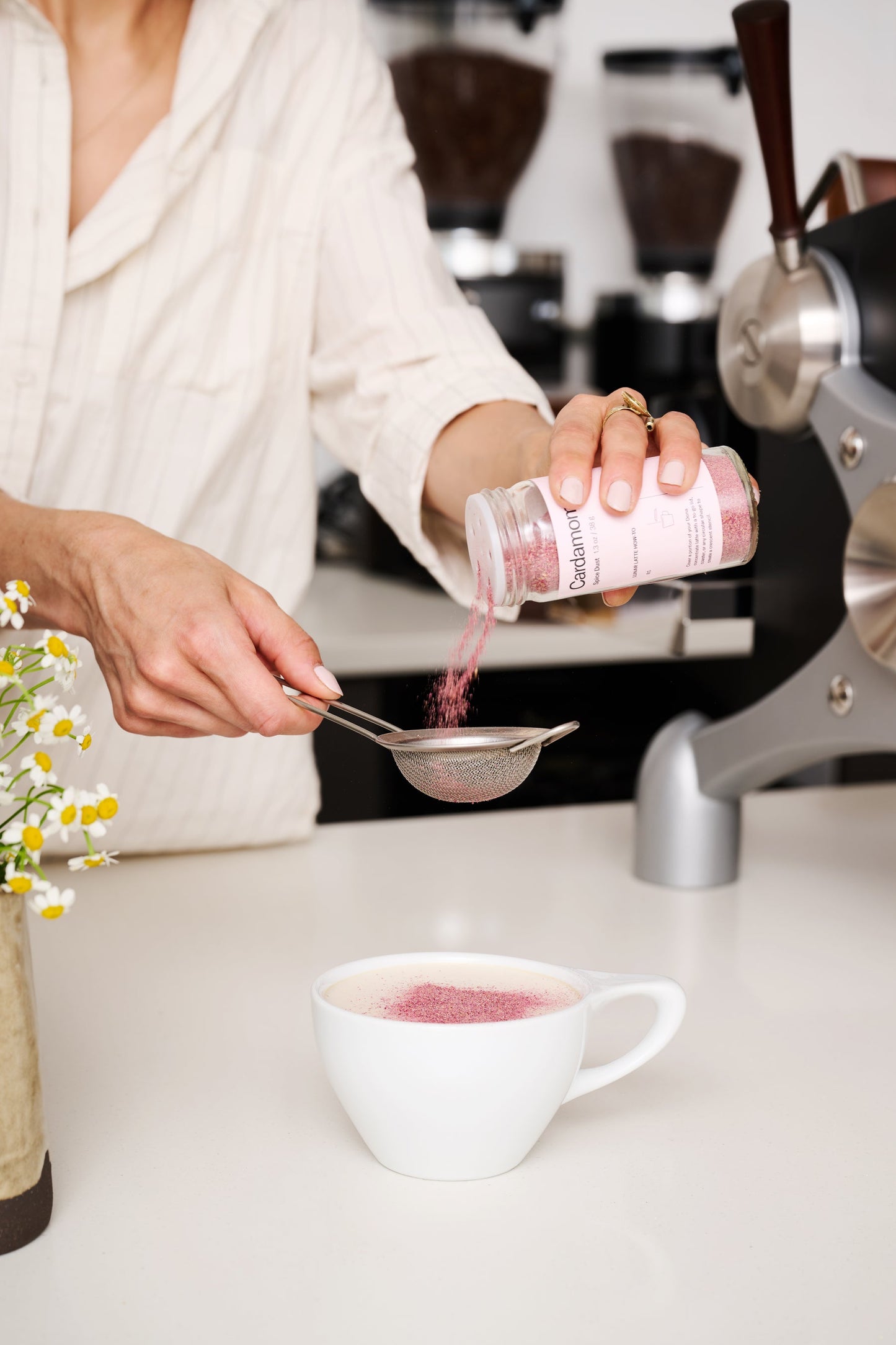 cardamom rose spice dust