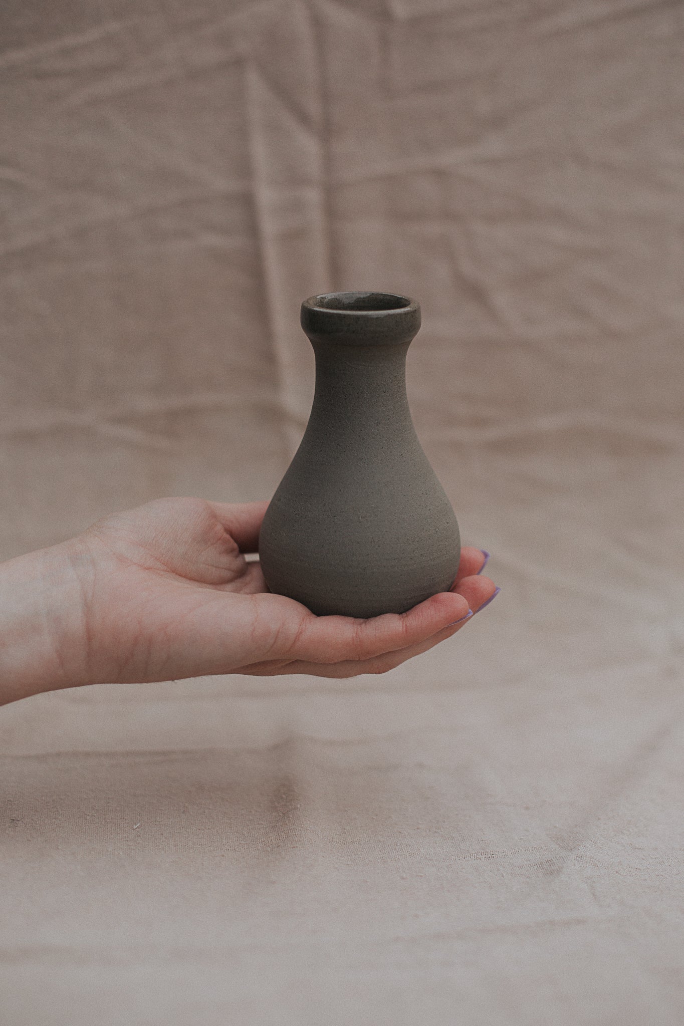 small ceramic vase nr.2 by linda bredenbekk