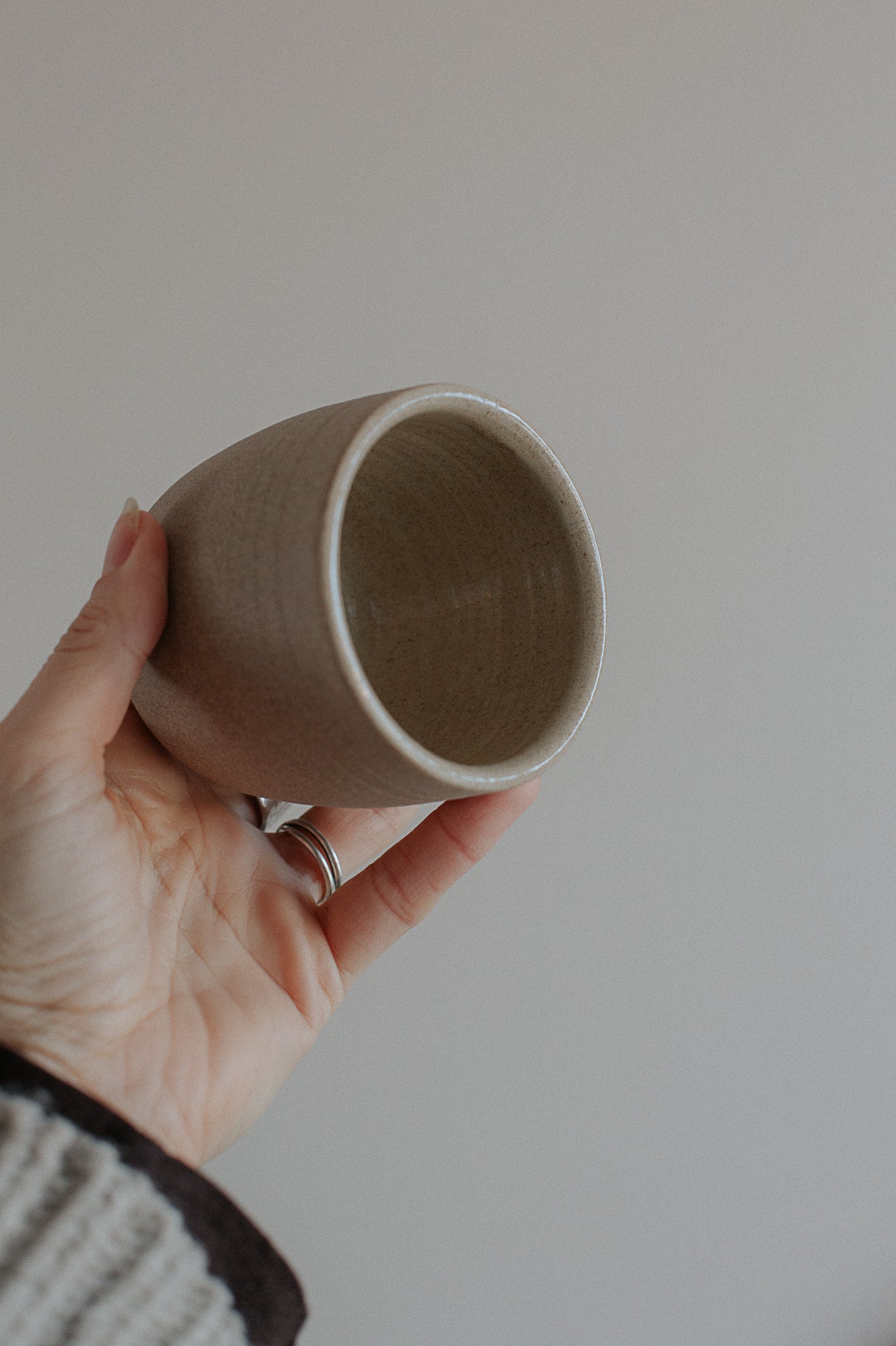 200 ml warm sand large cup by linda bredenbekk