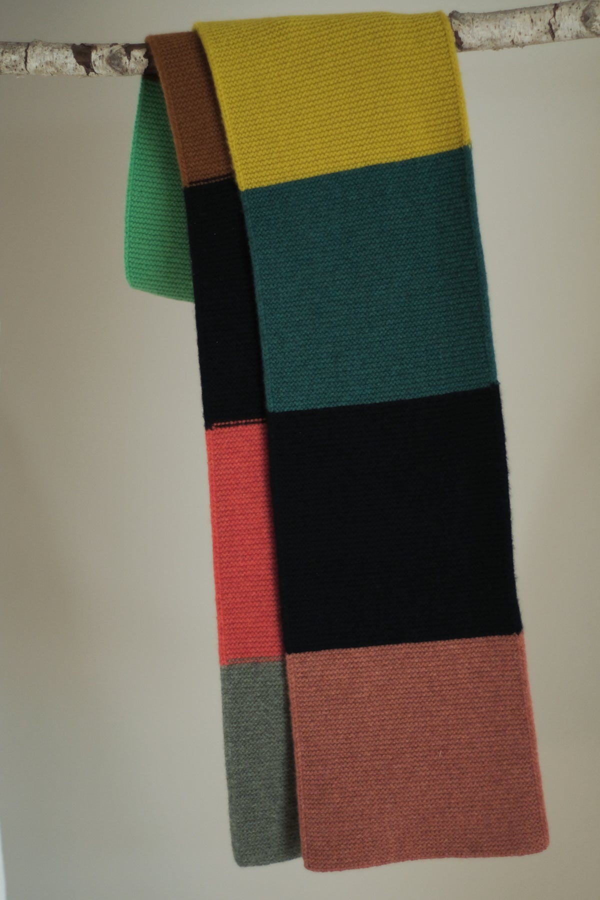 lambswool colorblock garter stitch scarf