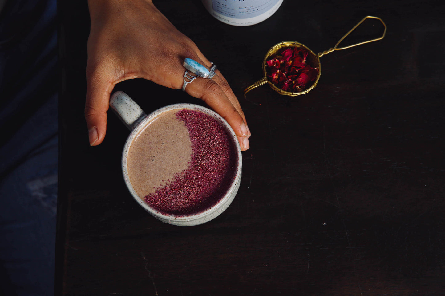 cardamom rose spice dust