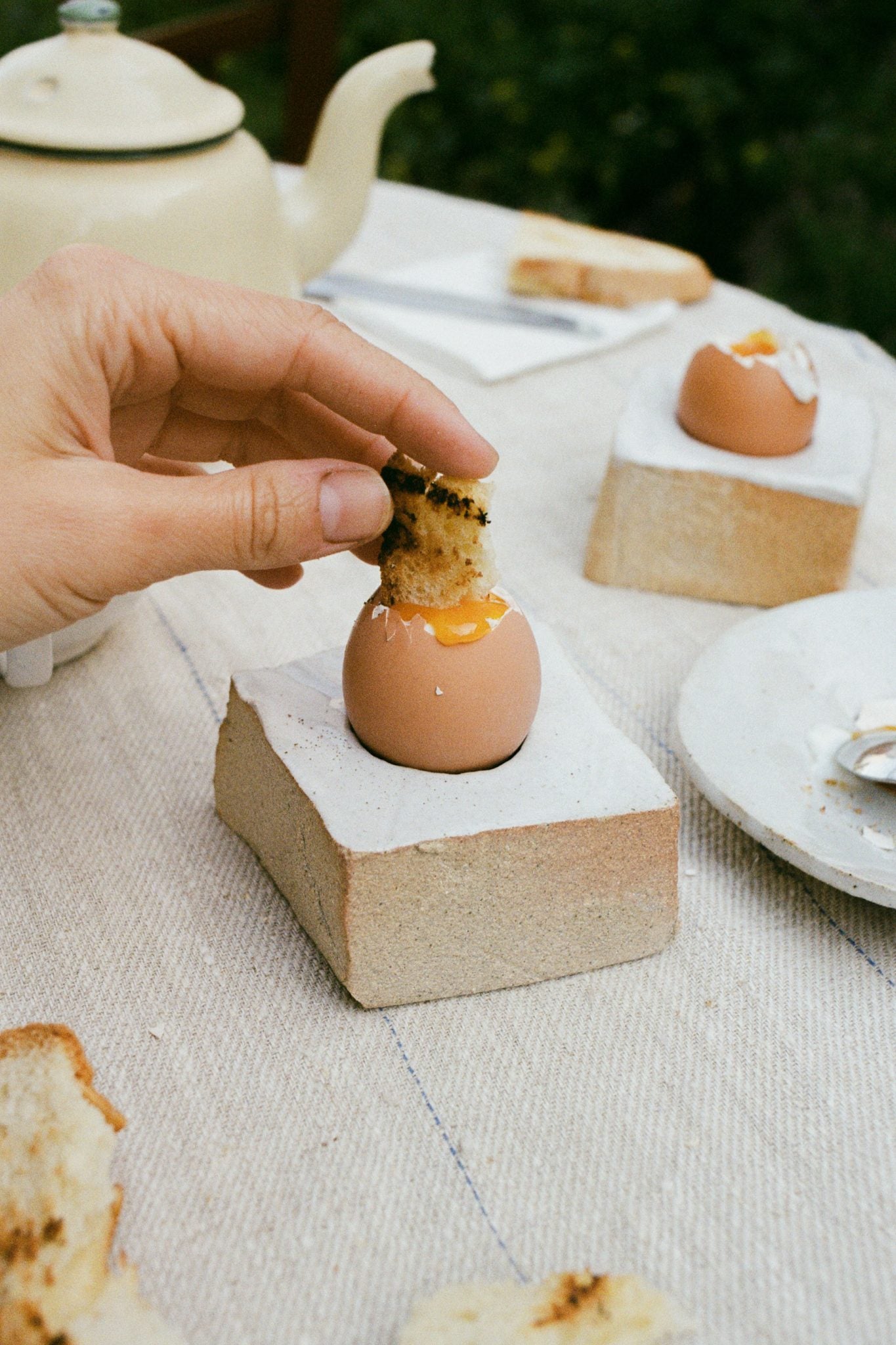 cruet egg holder