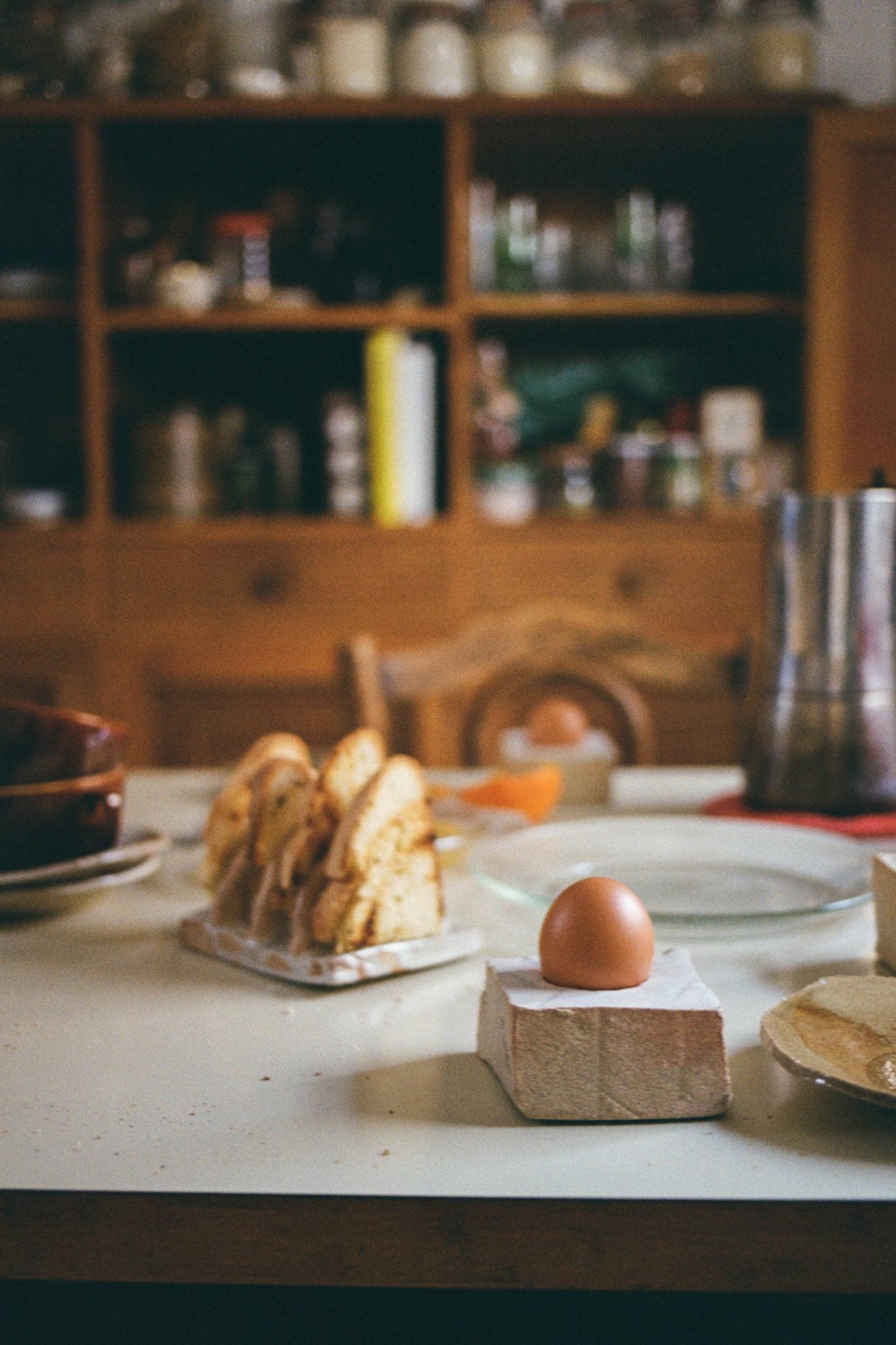 cruet egg holder