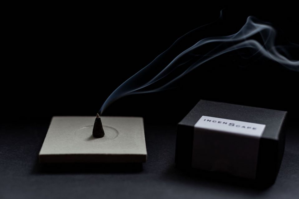 incenscape set of ten incense cones - peruvian black copal