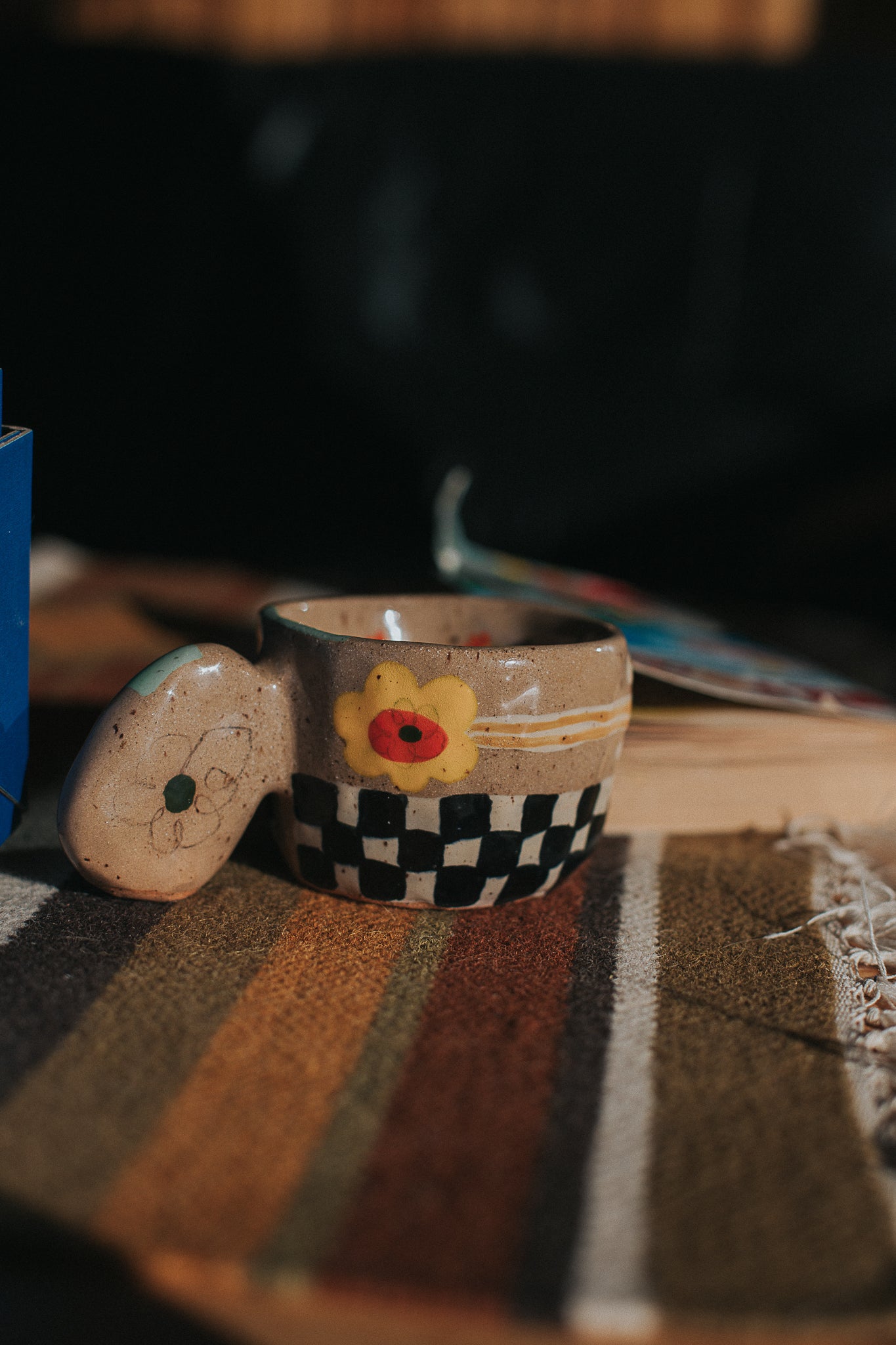 hand-painted full handle art mug