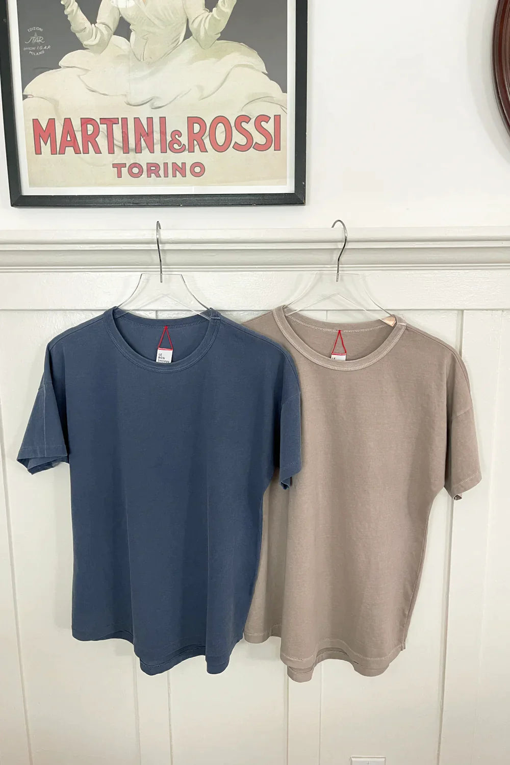 her tee