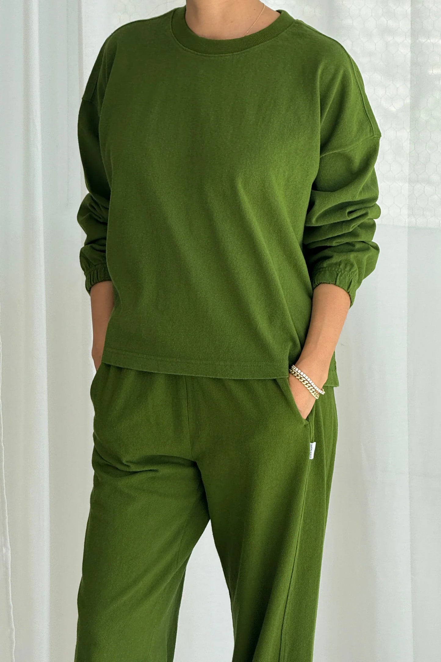 naturelle tee