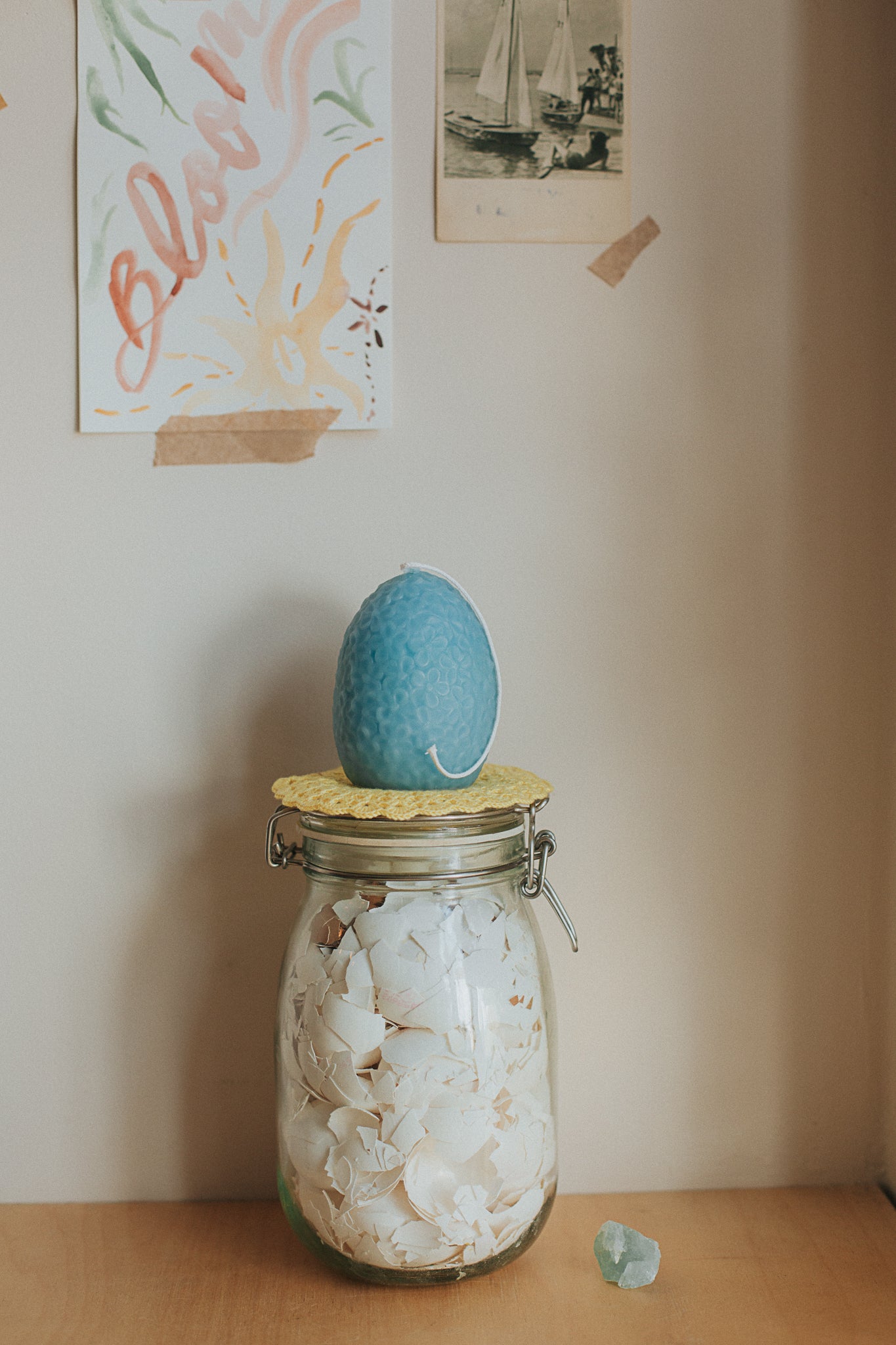 easter egg candle: cornflower light blue