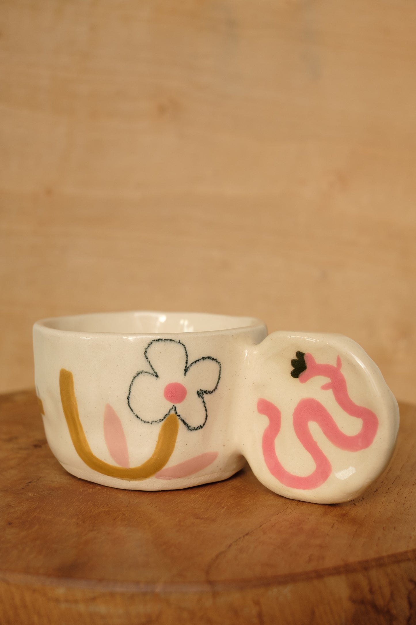 hand-painted full handle art mug