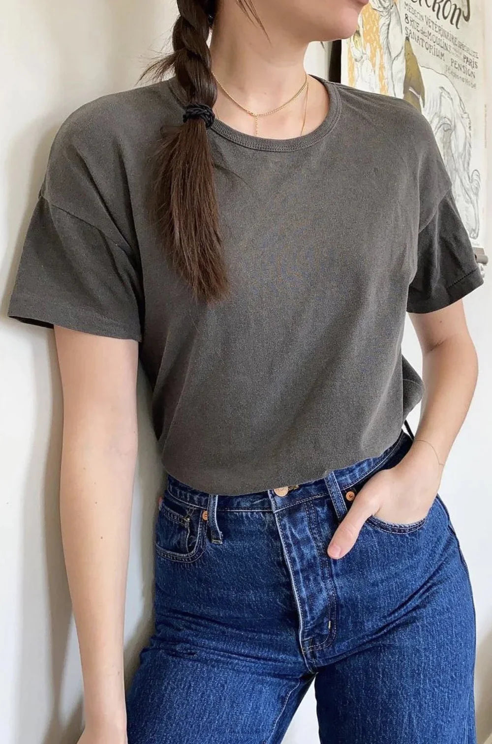 her tee