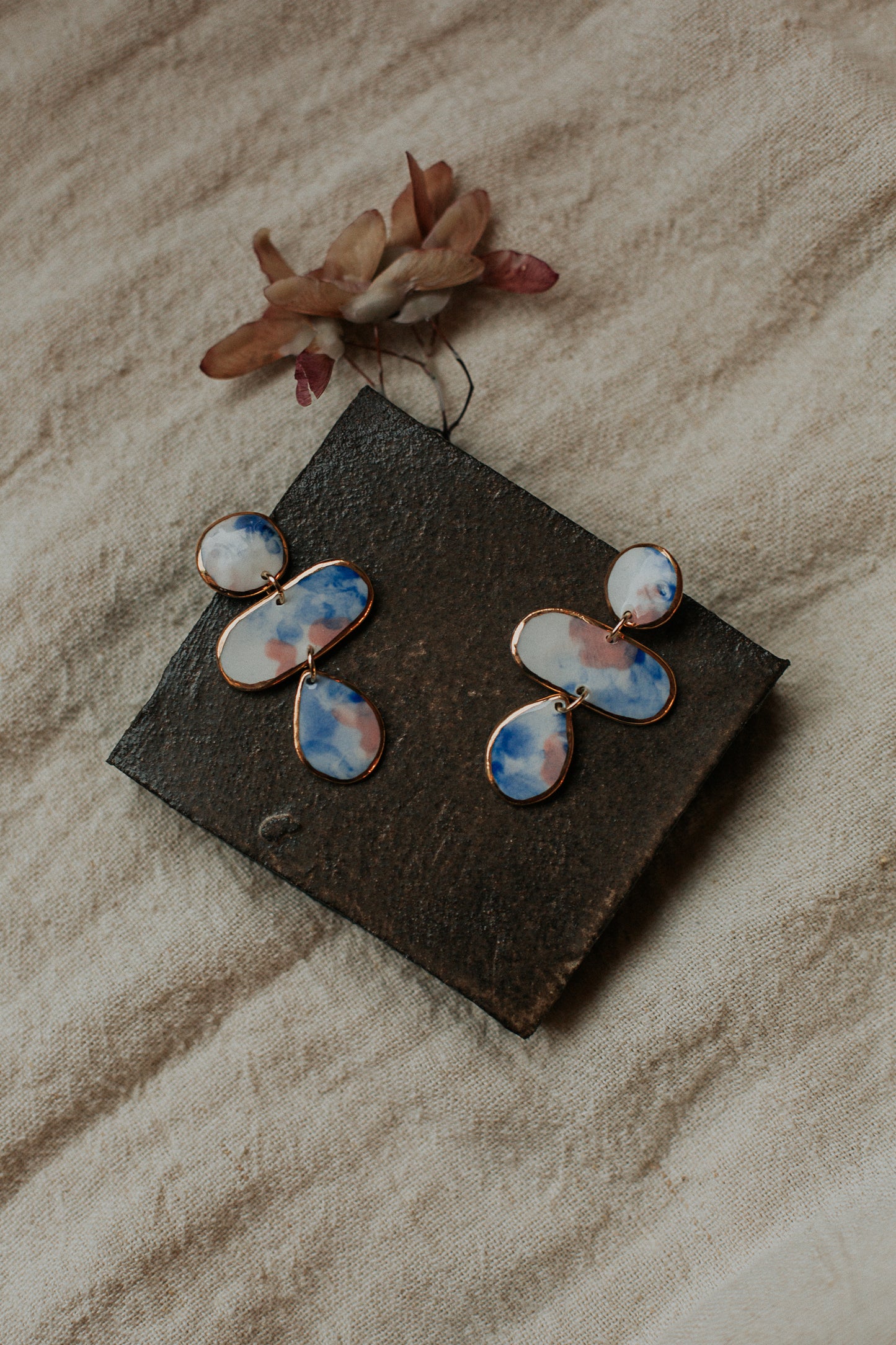 aquarelle trio shapes porcelain earrings
