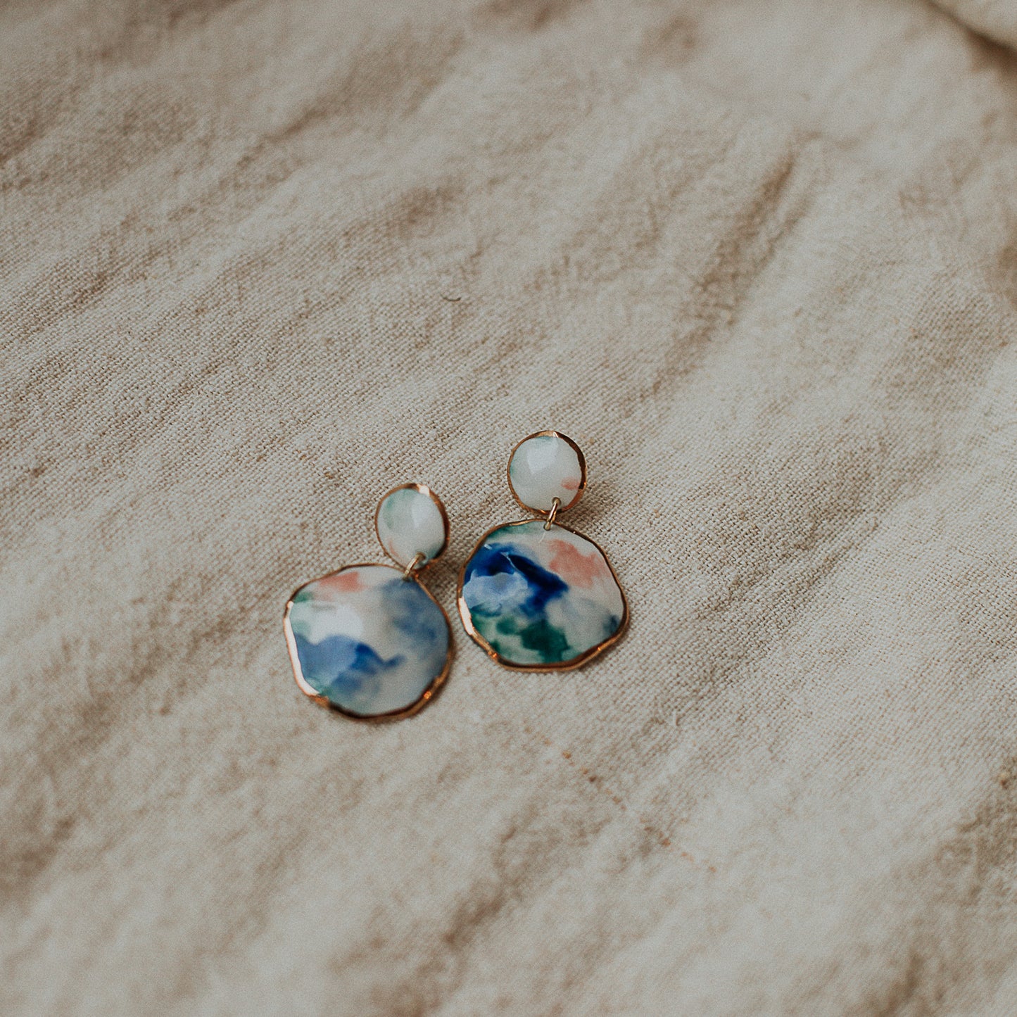 horizon circle duo porcelain earrings
