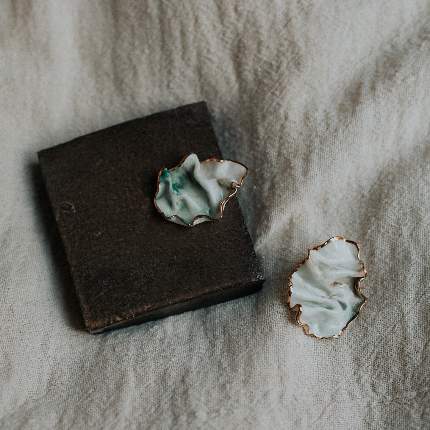 valleys porcelain earrings