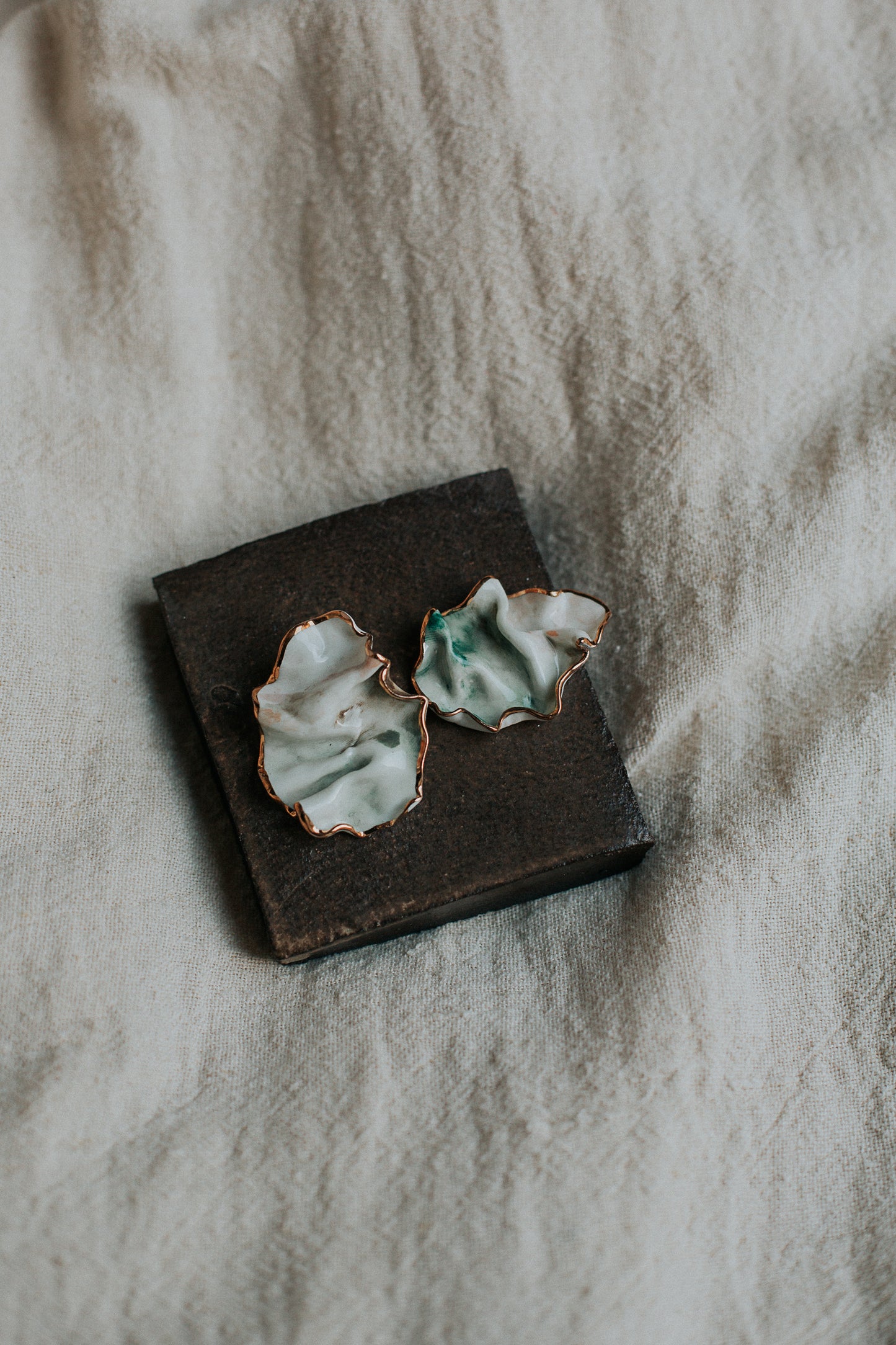 valleys porcelain earrings