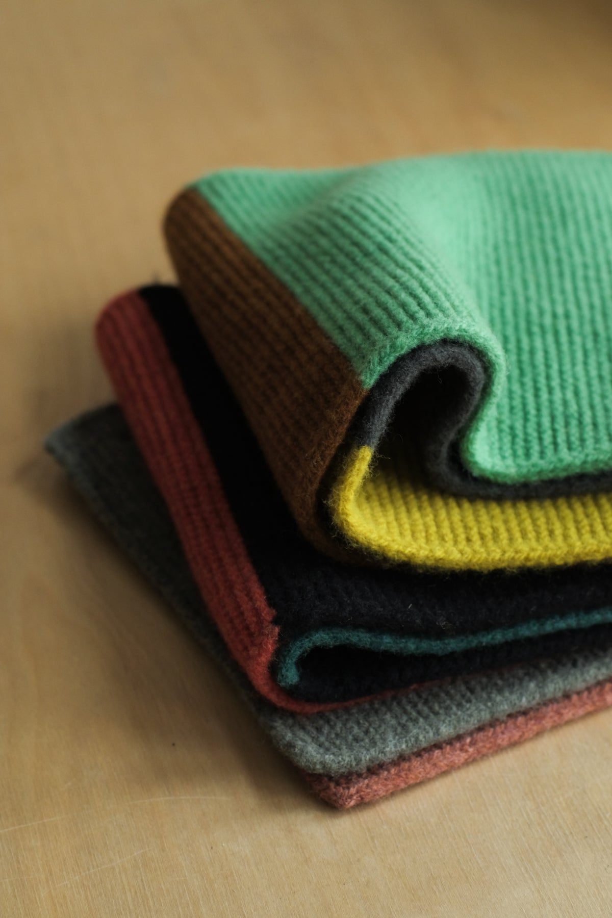 lambswool colorblock garter stitch scarf