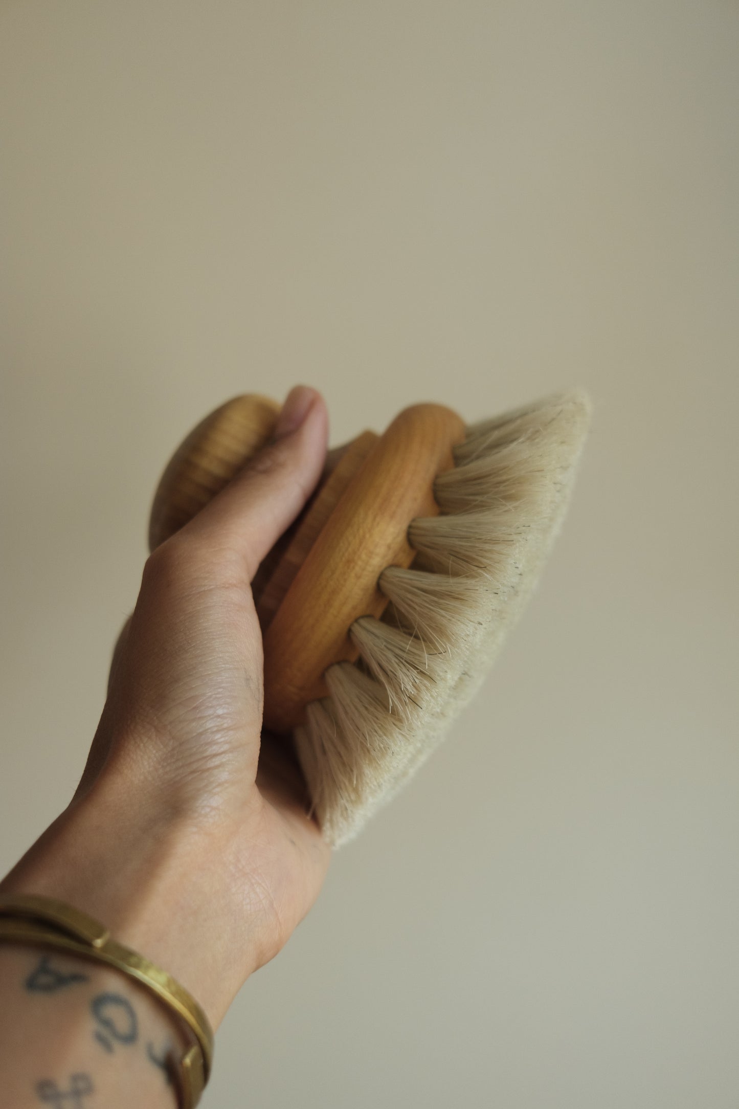 bath brush with knob in oiled maple wood