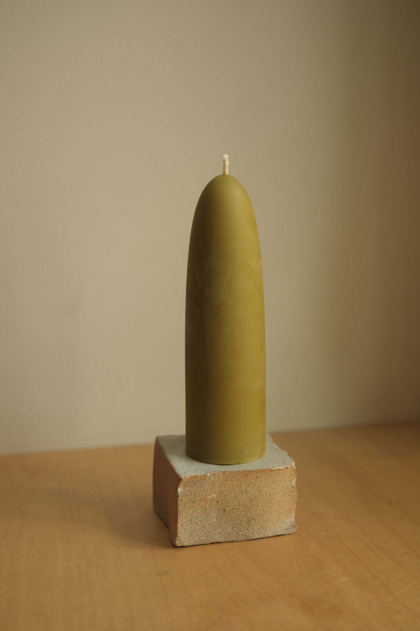 mama grasutelor candle
