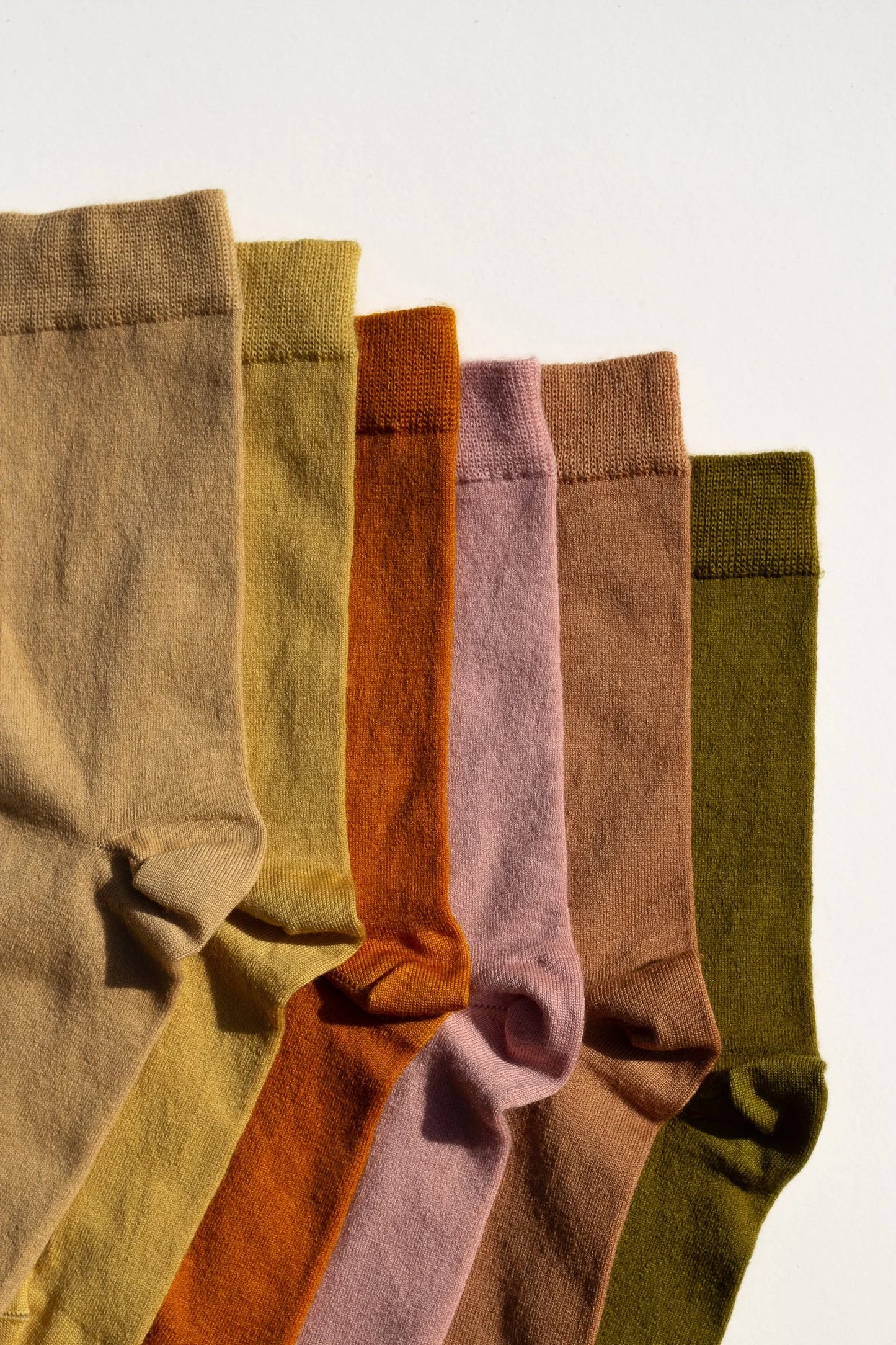 fine merino wool socks - botanically hand-dyed