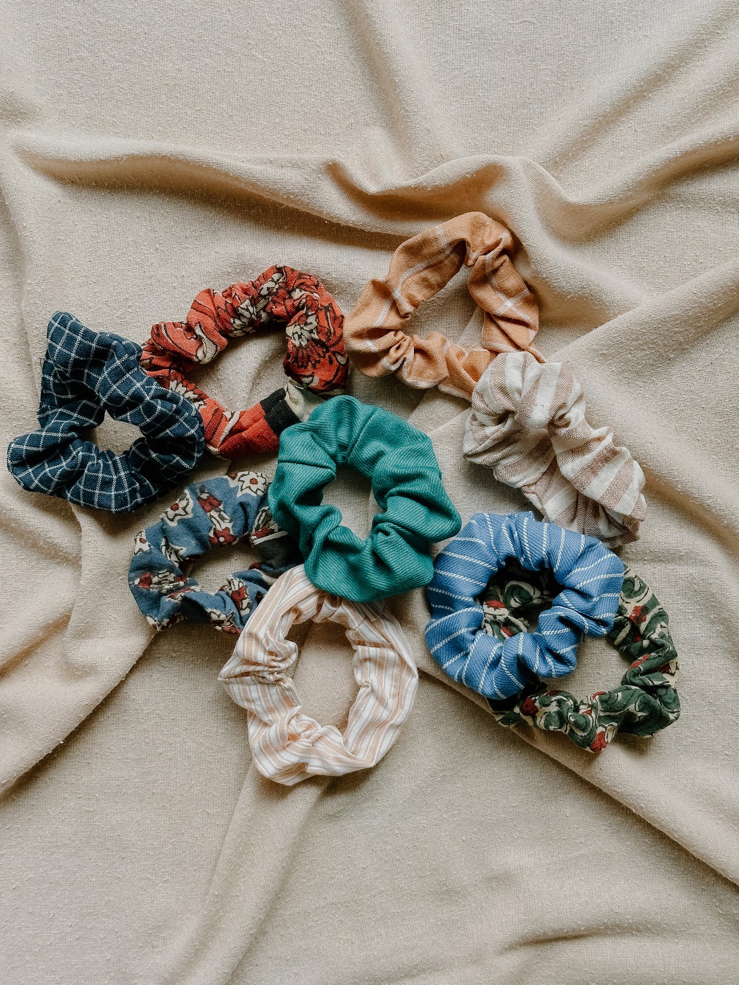 no-waste hair scrunchie