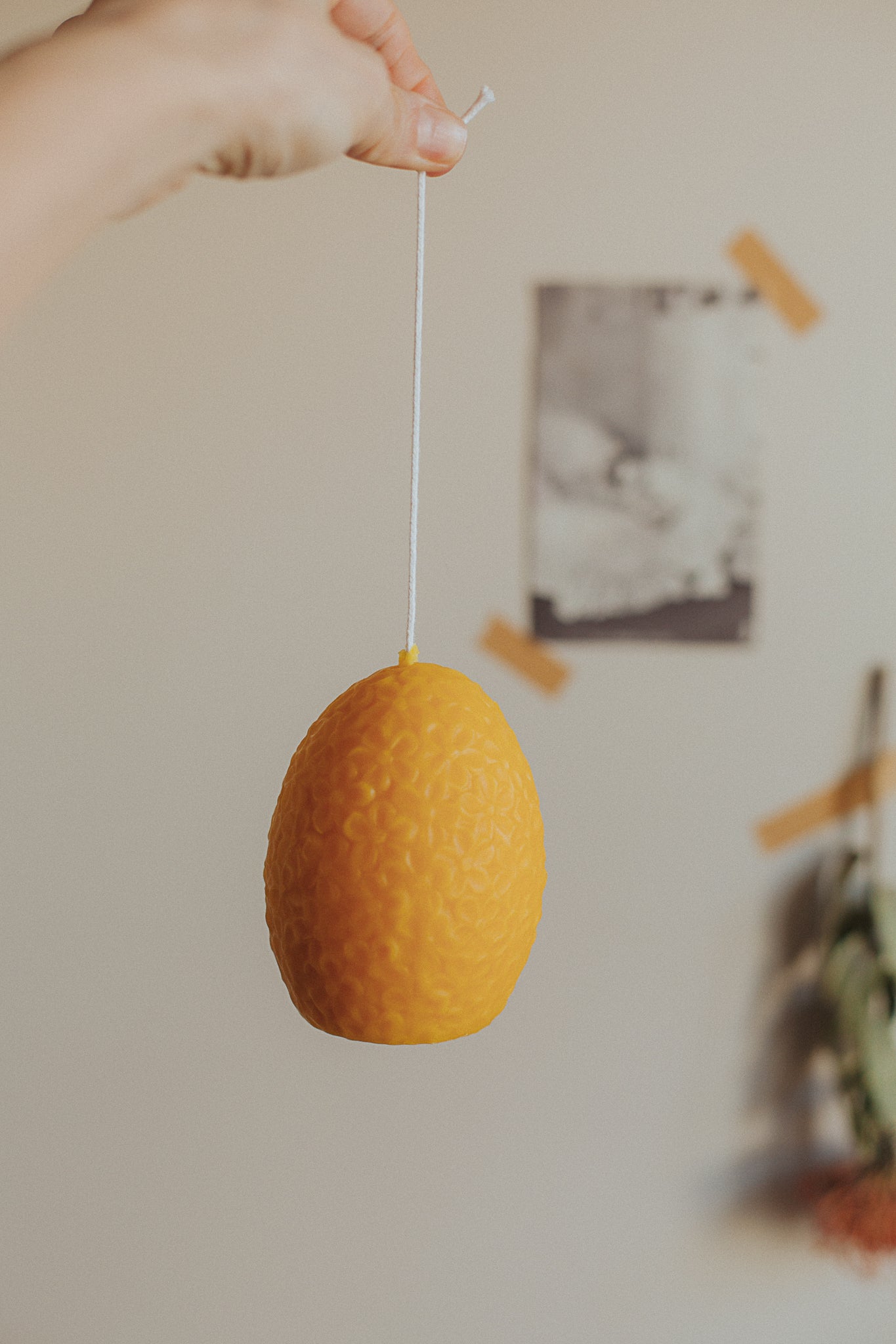 easter egg candle: daffodil yellow