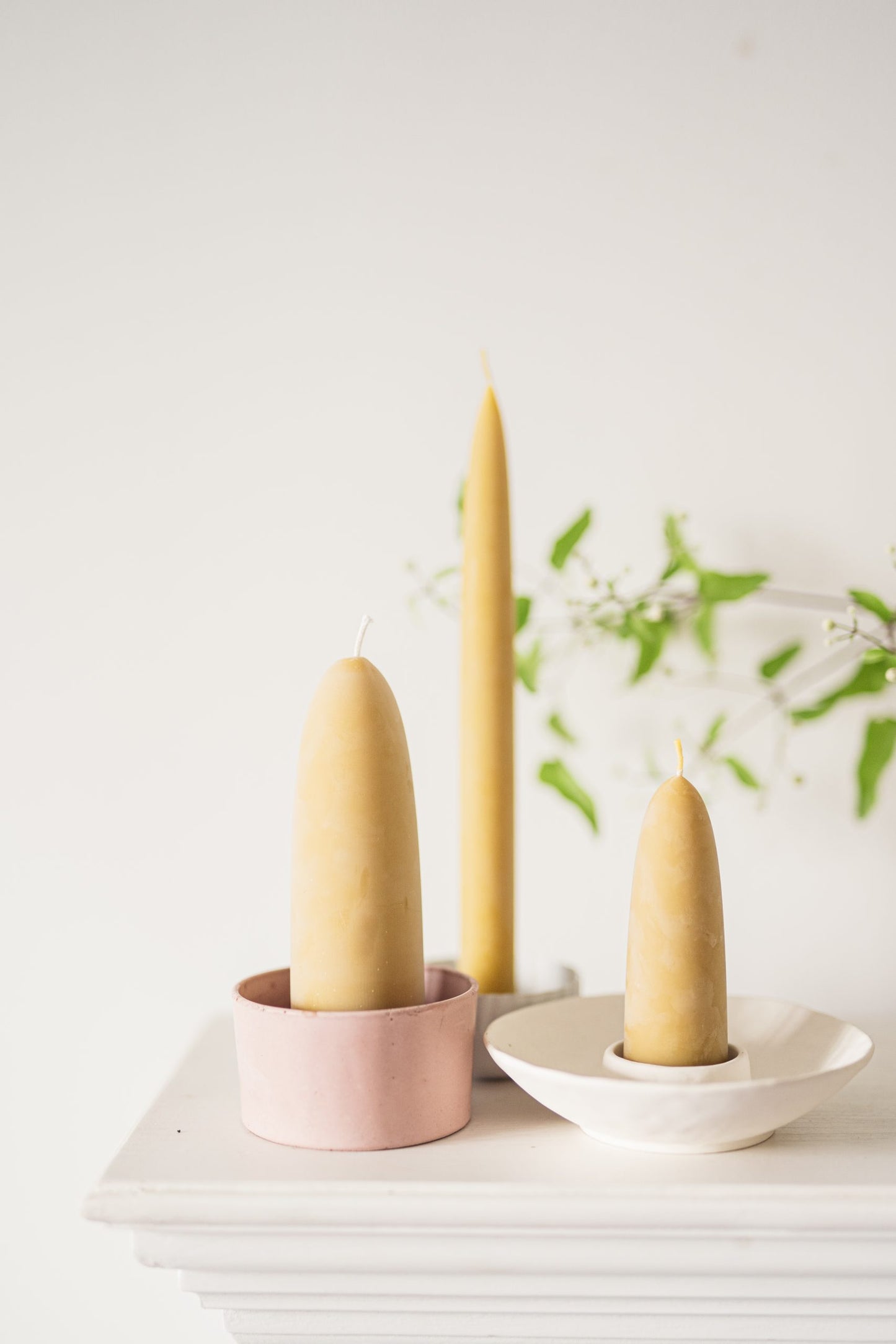 mama grasutelor candle