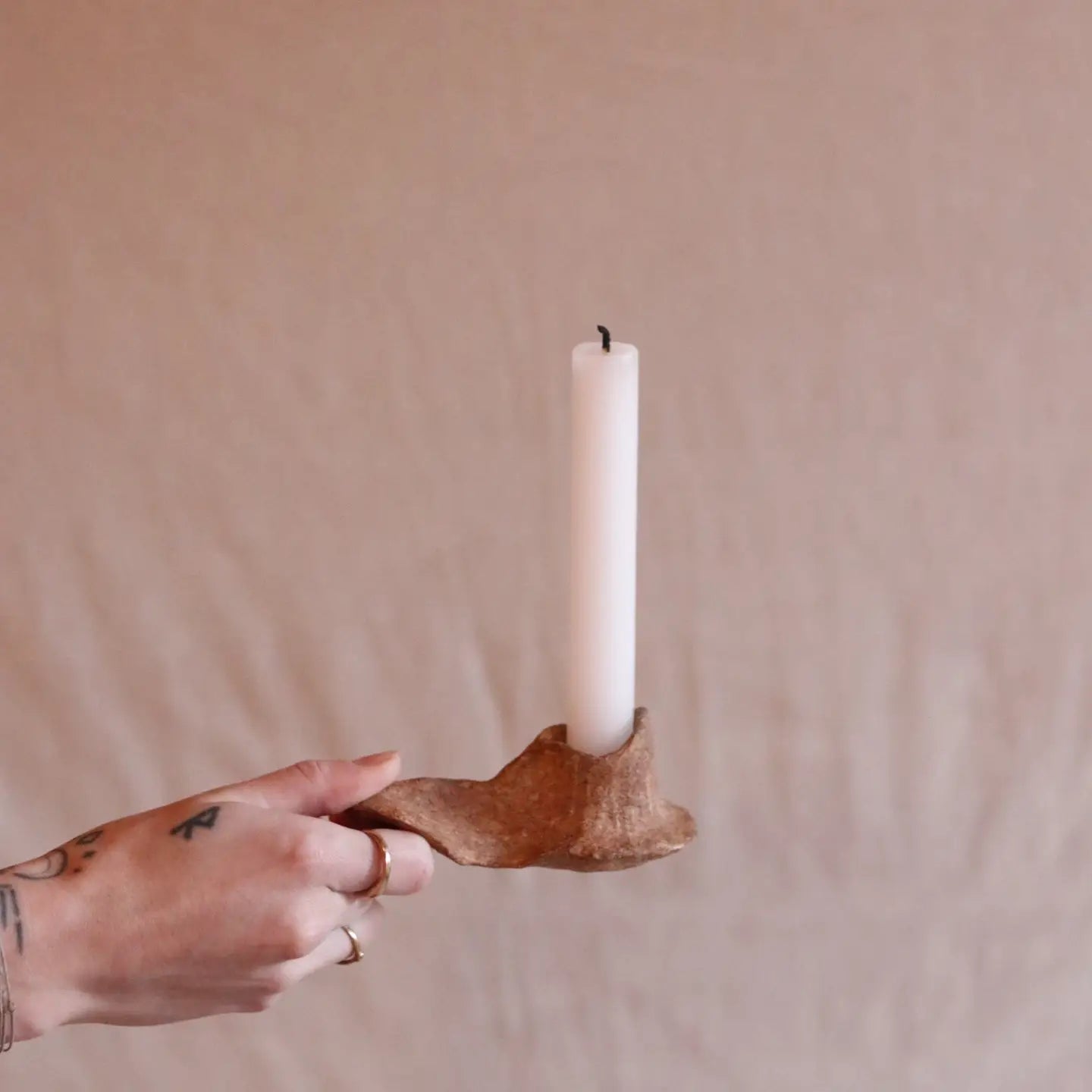 gathered red earth orgánica candle holder