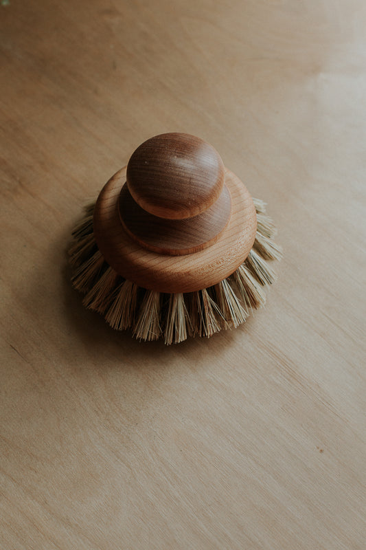 pan brush in oiled birch & maple wood