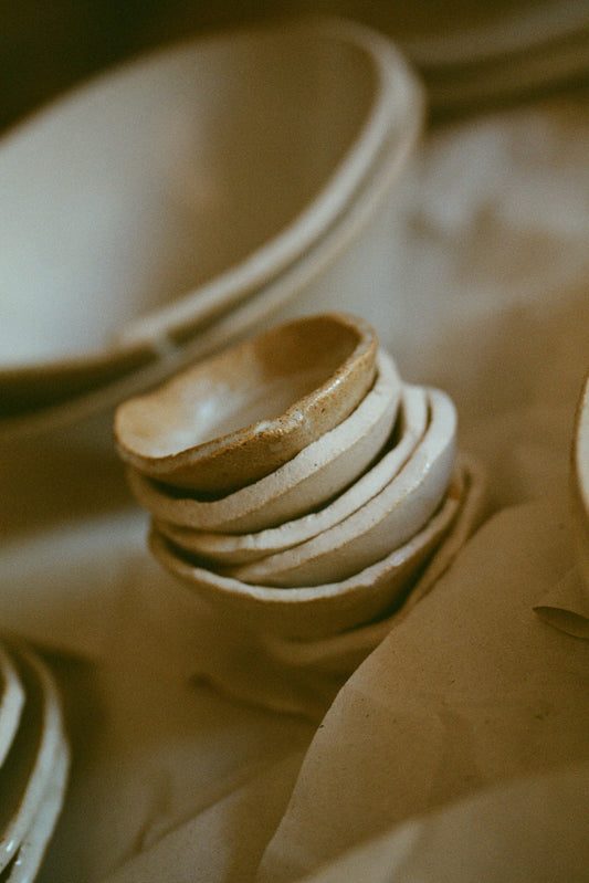 v7 sauce dish